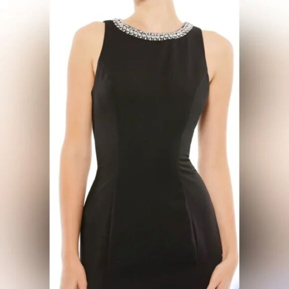 NWT Mac Duggal Embellished Neck Trumpet Gown 49093 - Picture 2 of 9